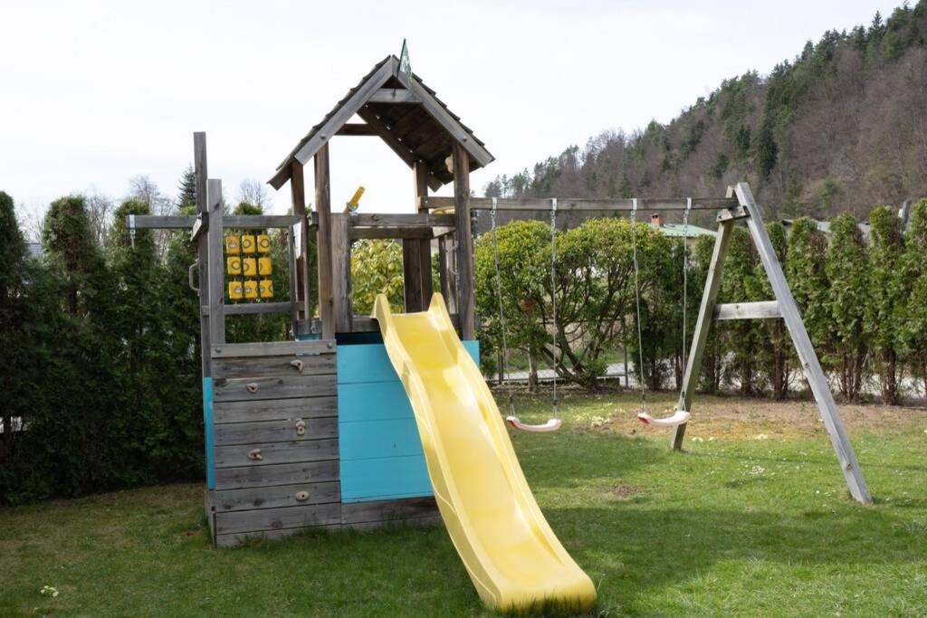 Schoenes Ferienhaus Mit Garten Pörtschach am Wörthersee エクステリア 写真